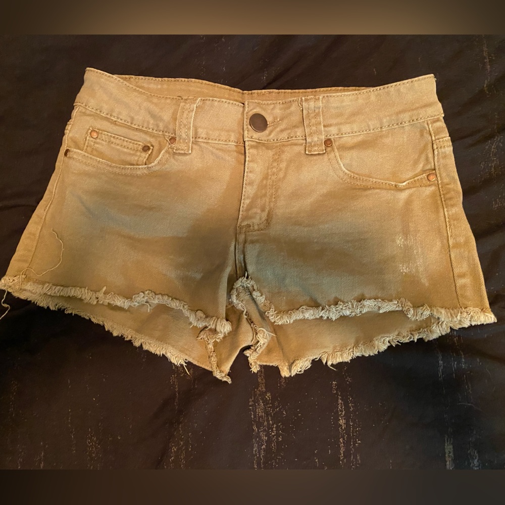 Khaki shorts